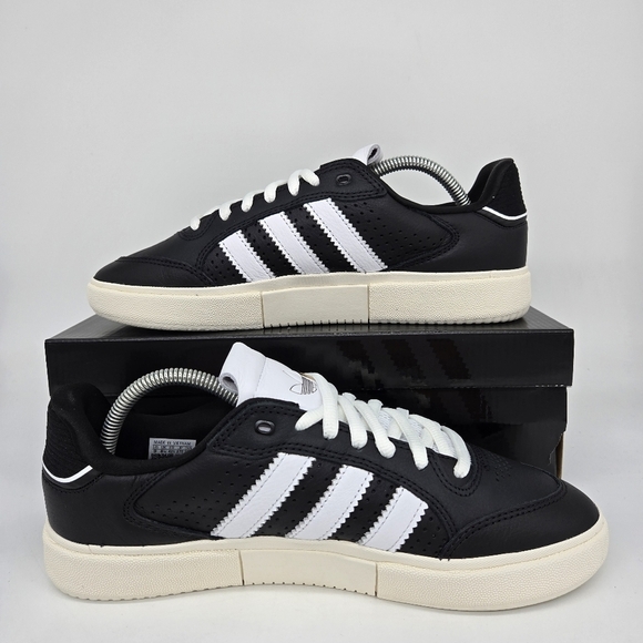 New adidas Tyshawn Low \'Core Black Cloud White\' JQ1137 Men\'s Shoes Size 9.5 main image 4